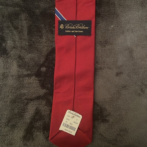 Brand New Brooks Brothers Tie Slim - Picture 4 of 6